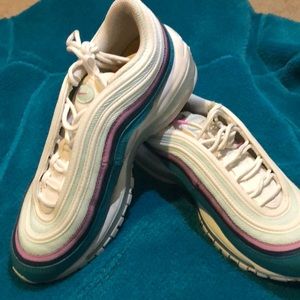 Airmax 97 turquoise and pink women’s size 7 1/2